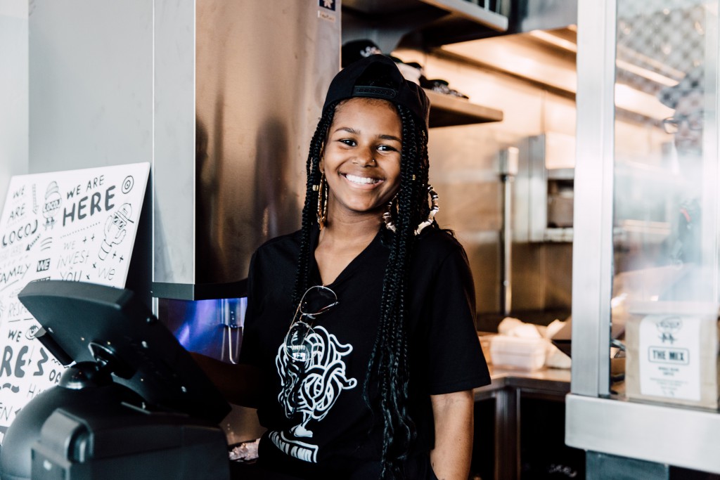 An Oakland LocoL cashier. Photo by Audrey Ma.